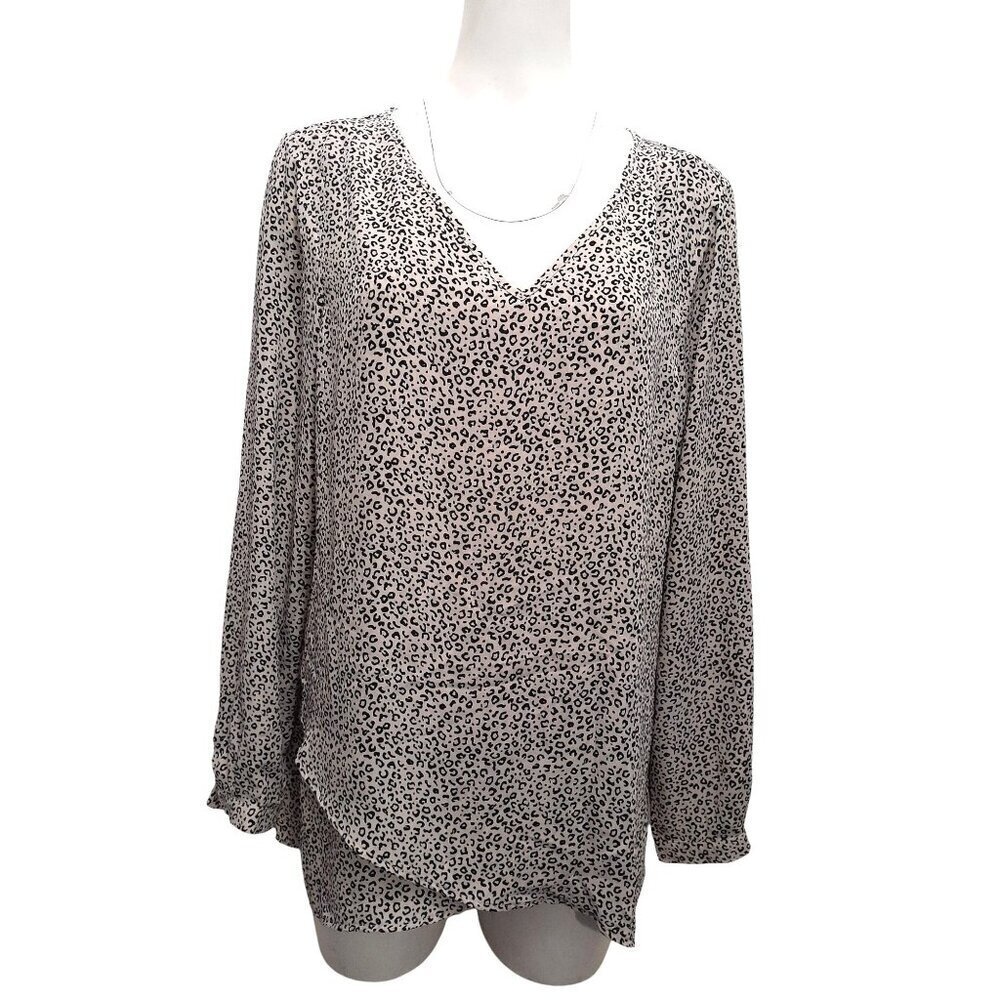 Chelsea & Theodore Size Large Leopard Print Mob Wife Flowy Casual Hi Lo Blouse